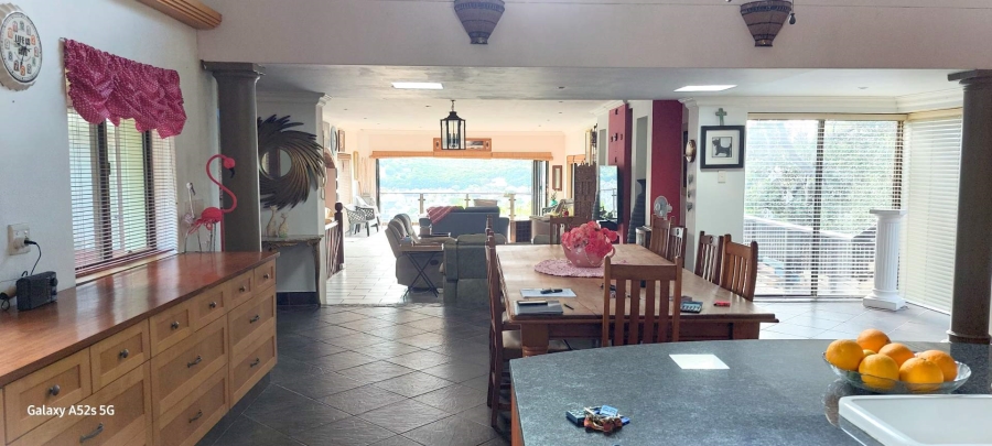 6 Bedroom Property for Sale in West Bank Eastern Cape